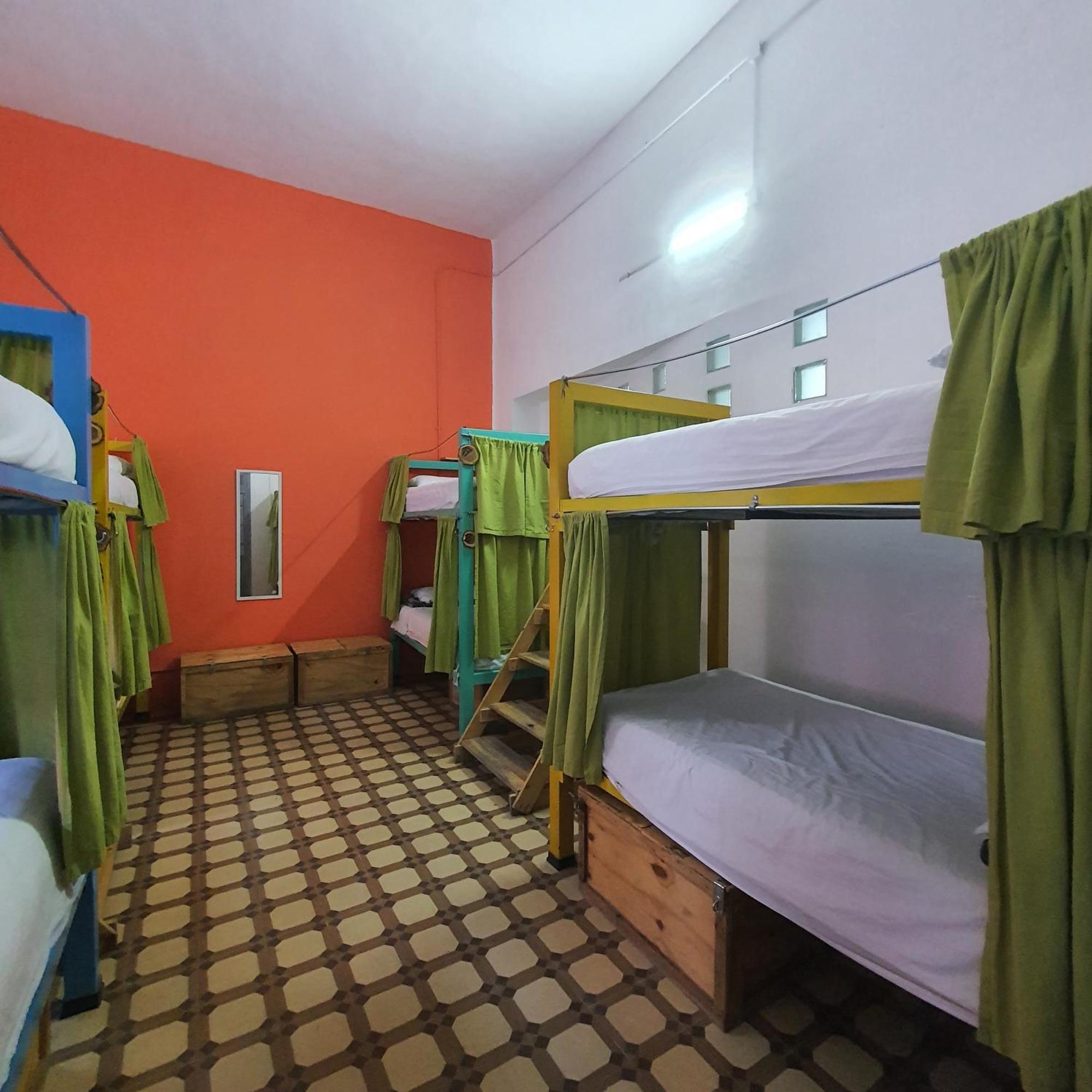 Sukha Hostel San Luis San Luis Potosi Phòng bức ảnh