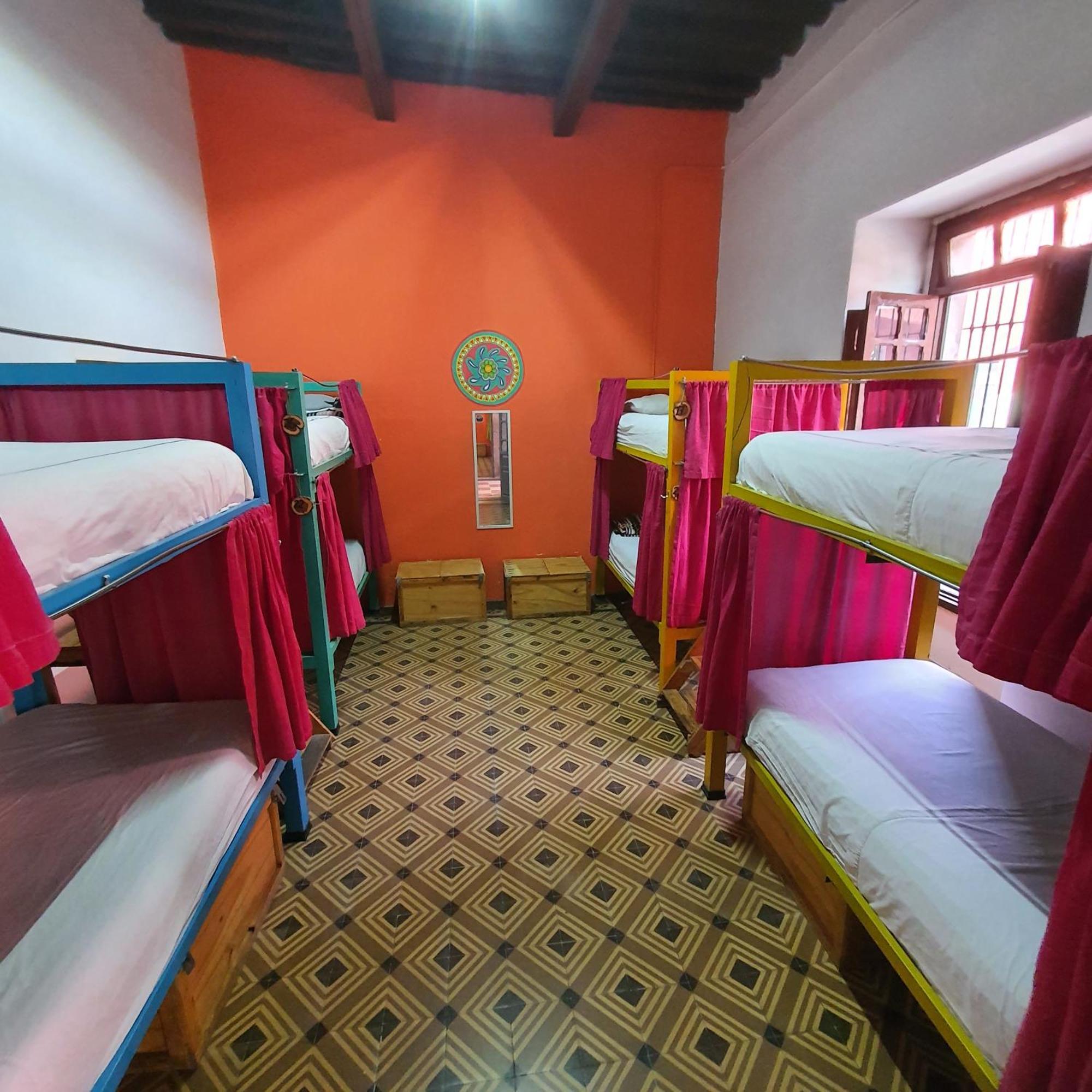 Sukha Hostel San Luis San Luis Potosi Phòng bức ảnh