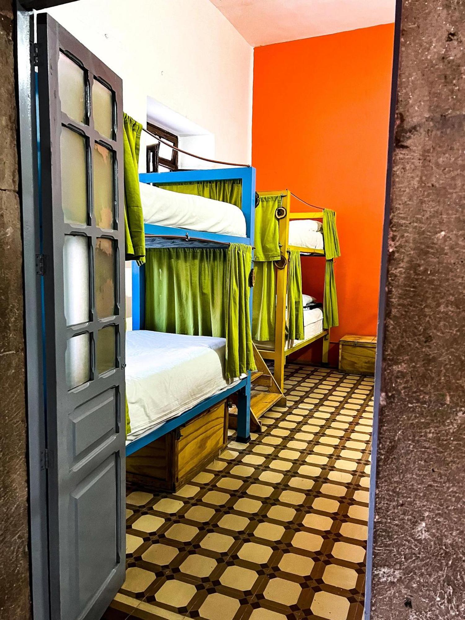Sukha Hostel San Luis San Luis Potosi Ngoại thất bức ảnh