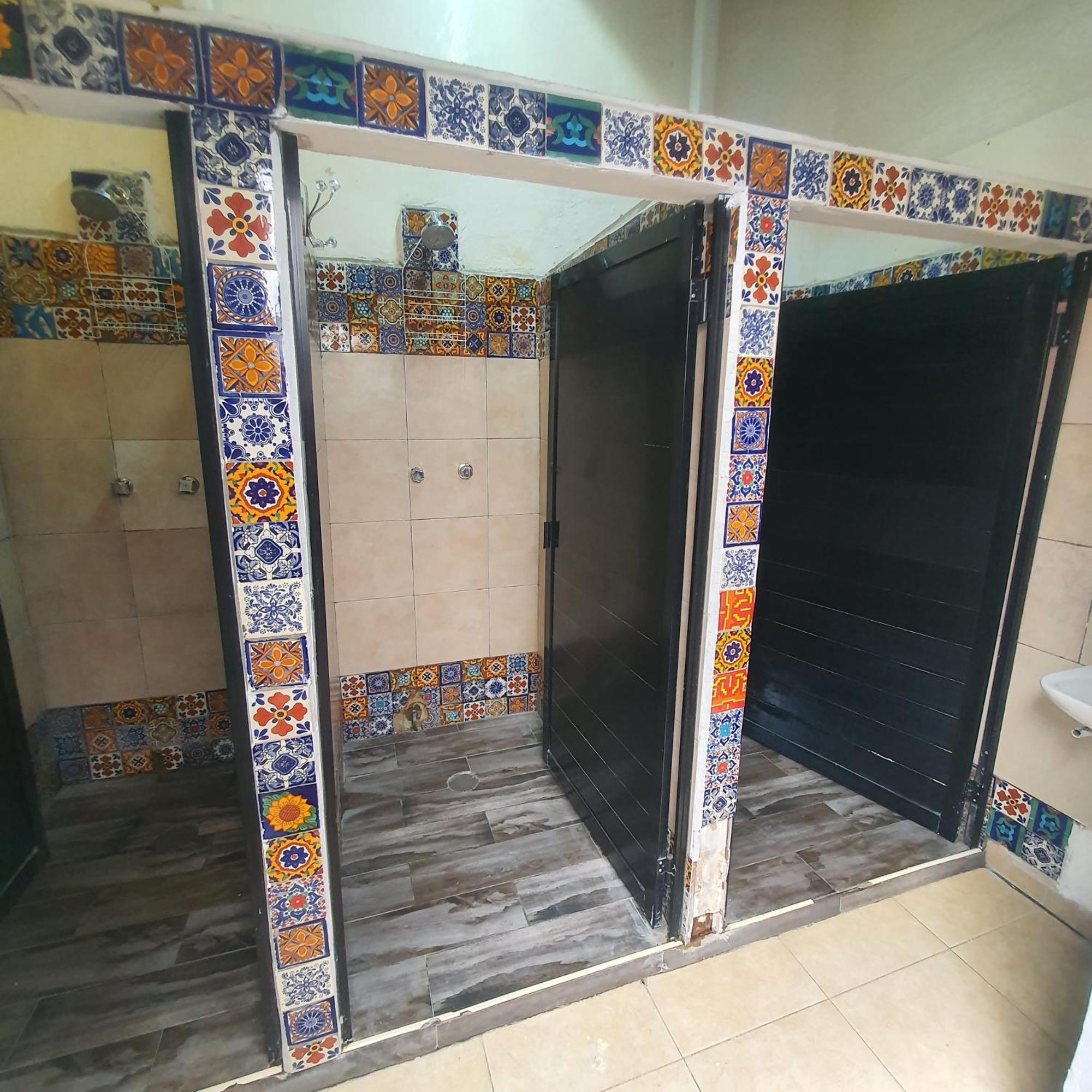 Sukha Hostel San Luis San Luis Potosi Phòng bức ảnh